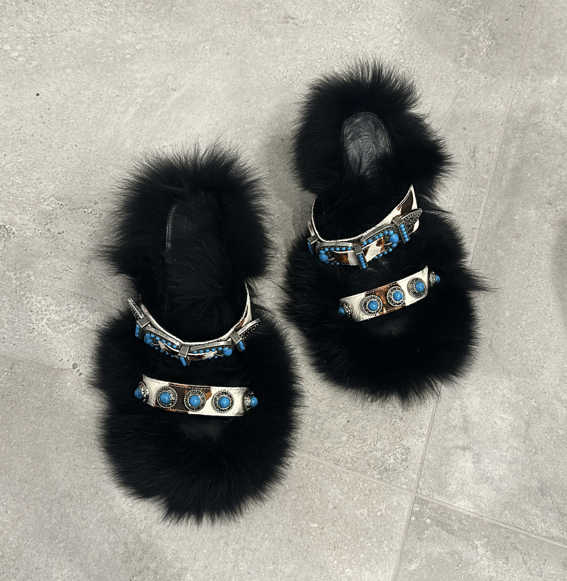 オープニングセレモニー　ファーブーツ AZALEA WANG TEMPLETON TAUPE FAUX POODLE FUR OVER THE KNEE BOOT – AKIRA